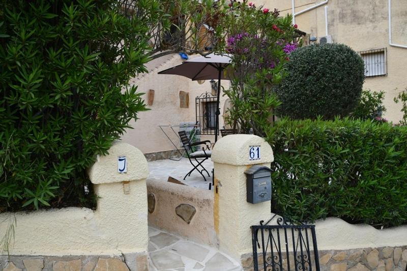 Casa Esperanza *